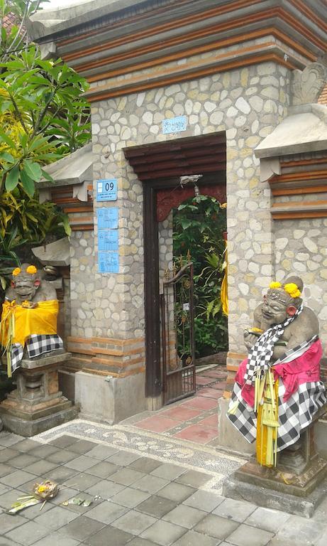 乌布阿朱民宿 外观 照片